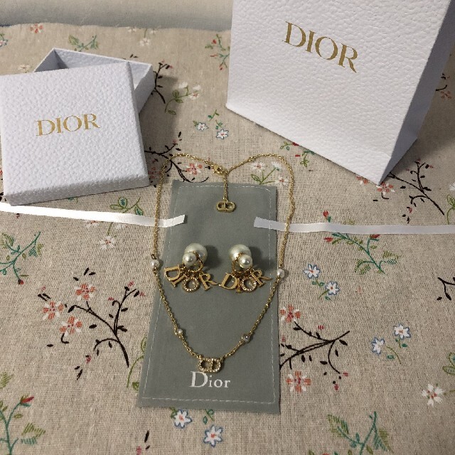 Dior ネックレス ピアスセット gil-greenhouse.co.il