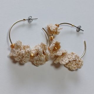 ピアス(ピアス)