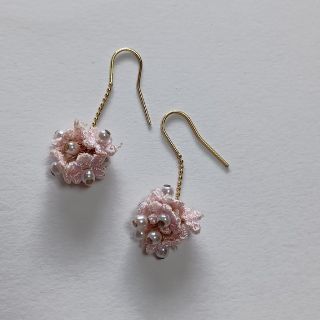 ピアス(ピアス)