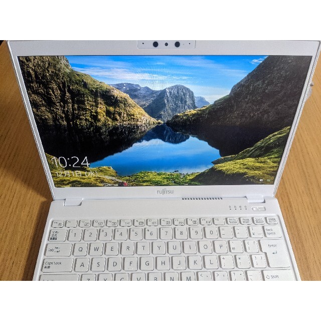 ノートpc 富士通　LIFEBOOK UH92/D2 軽量 SSD512GBノートPC