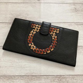 サルヴァトーレフェラガモ(Salvatore Ferragamo)の【希少】フェラガモ メンズ レディース 長財布 革財布 折り財布 ガンチーニ (長財布)