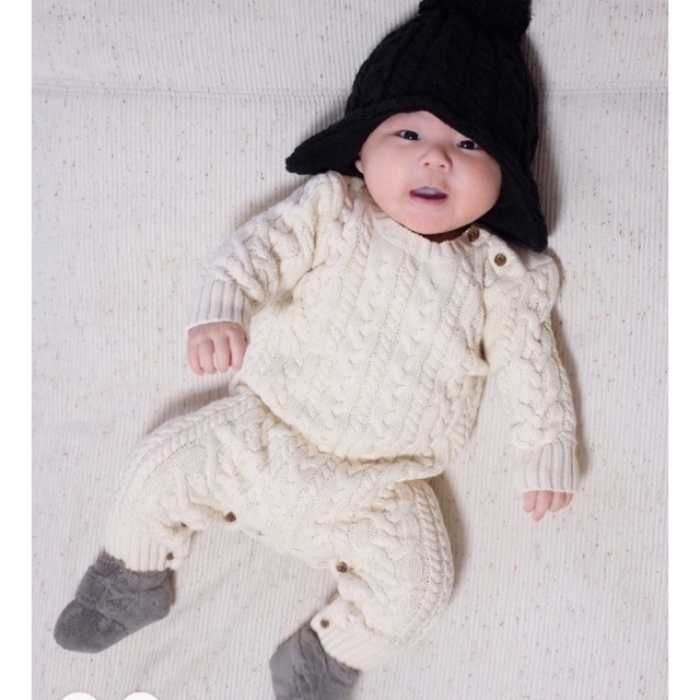 babyGAP(ベビーギャップ)のBaby Gap  ケーブルニット  ボディオール　カバーオール　70cm キッズ/ベビー/マタニティのベビー服(~85cm)(カバーオール)の商品写真