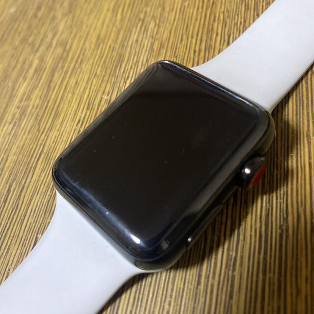 Apple Watch(アップルウォッチ)のApple Watch Series 3（GPS + Cellularモデル） メンズの時計(腕時計(デジタル))の商品写真