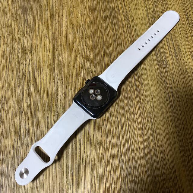 Apple Watch(アップルウォッチ)のApple Watch Series 3（GPS + Cellularモデル） メンズの時計(腕時計(デジタル))の商品写真