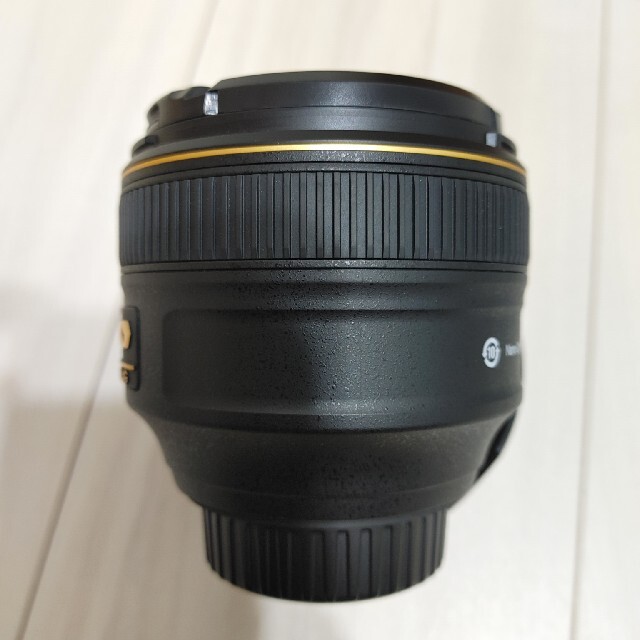 Nikon(ニコン)の美品　Nikon　Nikon AF-S 58mm F1.4G スマホ/家電/カメラのカメラ(レンズ(単焦点))の商品写真