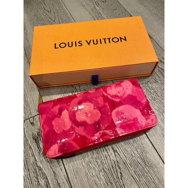 LOUIS VUITTON(ルイヴィトン)のルイヴィトン ヴェルニ 長財布 ピンク 花柄 LOUIS VUITTON レディースのファッション小物(財布)の商品写真