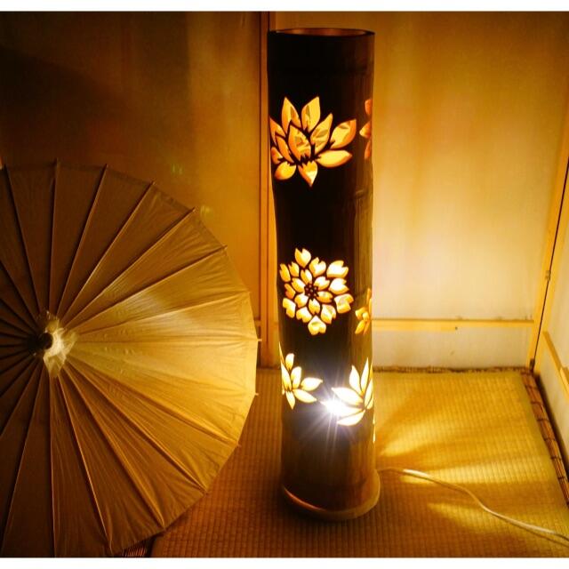 竹灯り・竹灯籠　 十輪の蓮の花が掘ってあり広角で灯りを楽しめる ～～ 大型・癒