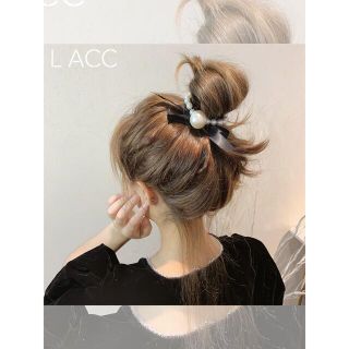 【専用フォローまとめ割】パールヘアゴム2点＋四葉のクローバー白と黒＋ハートピアス(ヘアゴム/シュシュ)