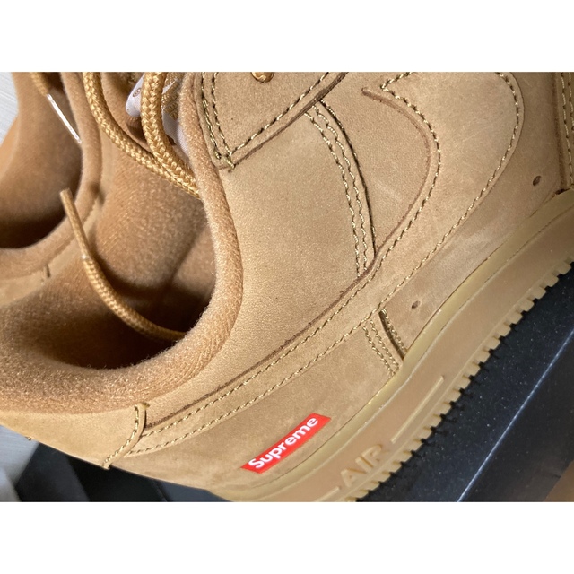 Supreme(シュプリーム)のシュプリーム　NIKE エアフォース　フラックス　新品未使用 メンズの靴/シューズ(スニーカー)の商品写真