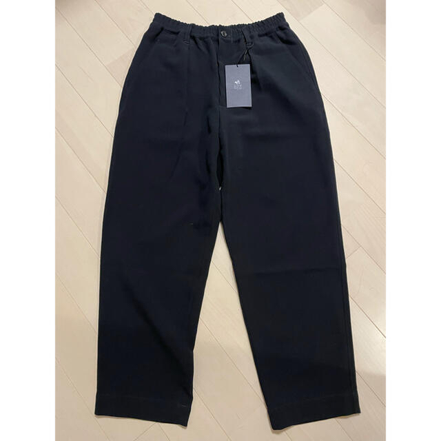 COMOLI(コモリ)の限定値下げ　URU  COTTON GABARDINE EASY PANTS メンズのパンツ(スラックス)の商品写真