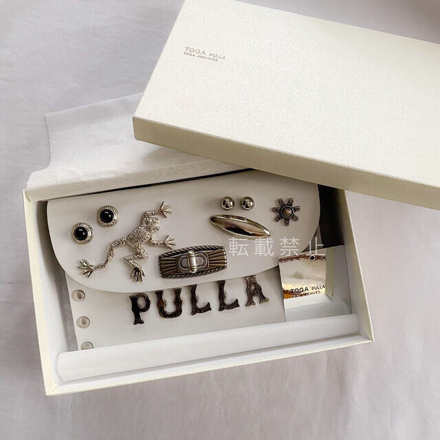 1度使用のみ* TOGA PULLA メタル チェーン ショルダーバッグ | www