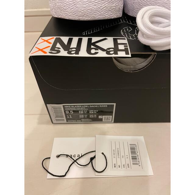 NIKE(ナイキ)の【新品・未使用】カウズ × サカイ × ナイキ ブレーザー ロー チームレッド メンズの靴/シューズ(スニーカー)の商品写真