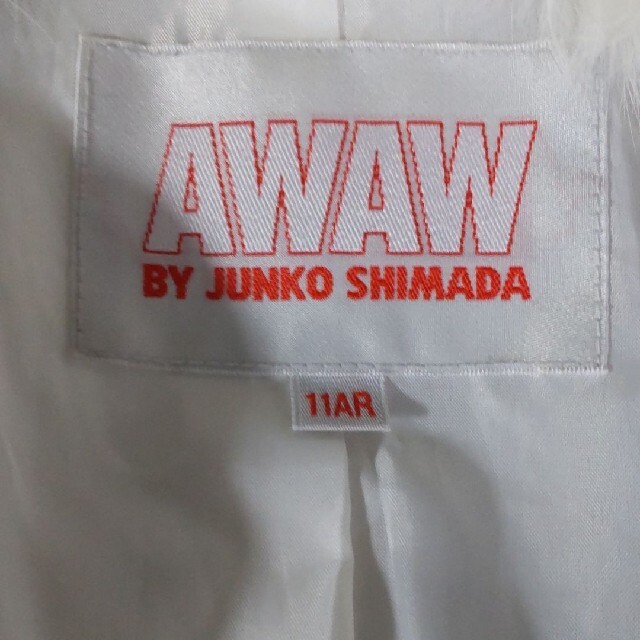JUNKO SHIMADA(ジュンコシマダ)のJUNKO SHIMADA　中綿ジャケット　ラビットファー取り外し可能　白　 レディースのジャケット/アウター(その他)の商品写真