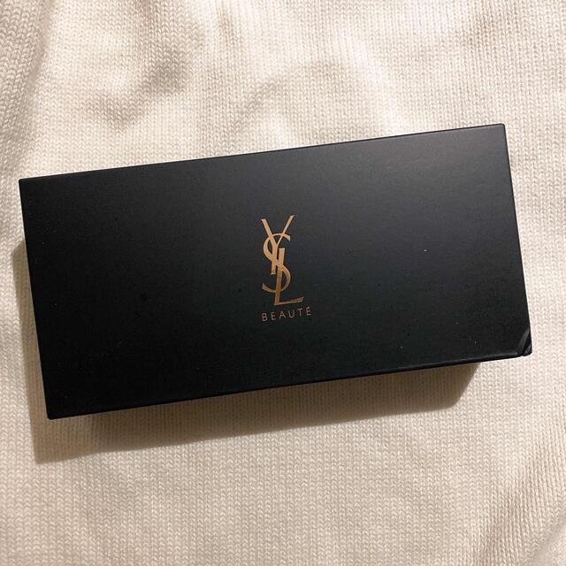 YSL ノベルティ ブラシセット コスメ/美容のメイク道具/ケアグッズ(ブラシ・チップ)の商品写真