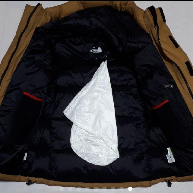 THE NORTH FACE(ザノースフェイス)のノースフェイス　バルトロ　ブリティッシュカーキ メンズのジャケット/アウター(ダウンジャケット)の商品写真