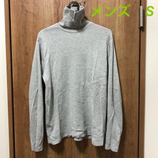 ユニクロ(UNIQLO)のユニクロ　タートルネックシャツ　メンズS(Tシャツ/カットソー(七分/長袖))