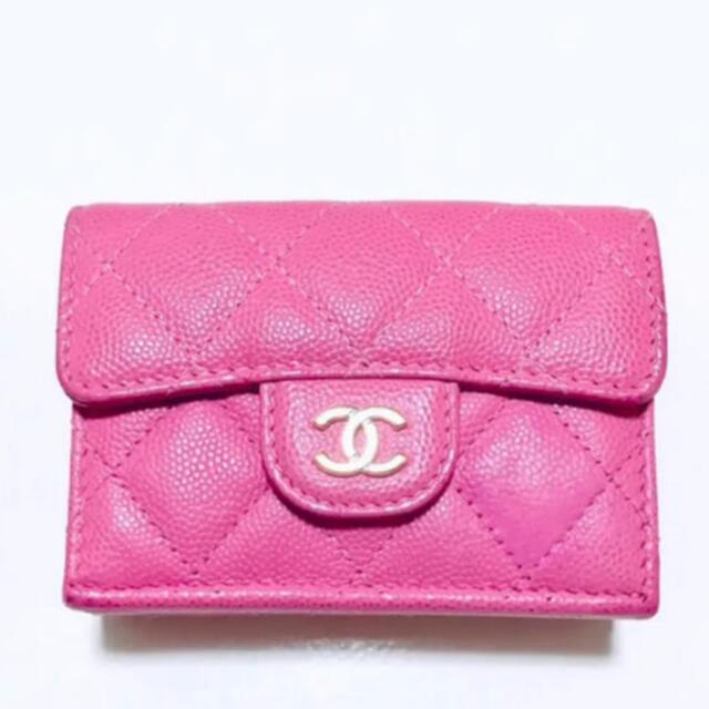 CHANEL(シャネル)のCHANEL シャネル　スモールウォレット　3つ折り財布　キャビアスキン　ピンク レディースのファッション小物(財布)の商品写真