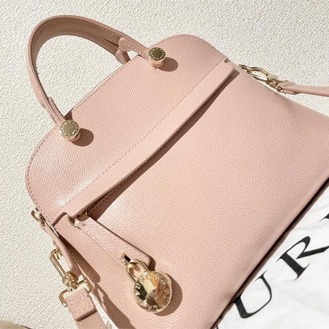 Furla(フルラ)の新品同様フルラの2way PIPERバッグピンクベージュ＆ゴールド金具 レディースのバッグ(ショルダーバッグ)の商品写真