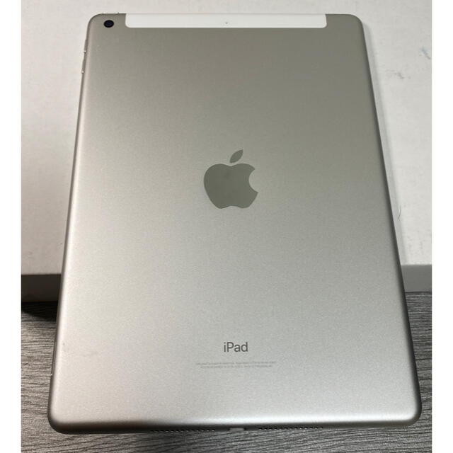 SIMフリー iPad 第5世代 128GB MP272J/A シルバー　一括〇