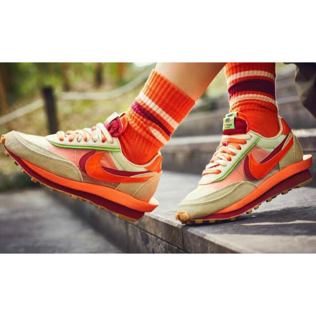 NIKE(ナイキ)のNIKE × sacai xCLOT LDWaffle ORANGE BLAZE メンズの靴/シューズ(スニーカー)の商品写真