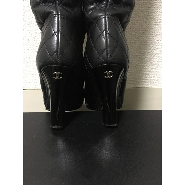 CHANEL - CHANEL マトラッセ ロング ブーツ 35 シャネル CC金具 CHANEL - CHANEL マトラッセ ロング ブーツ 35 シャネル CC金具