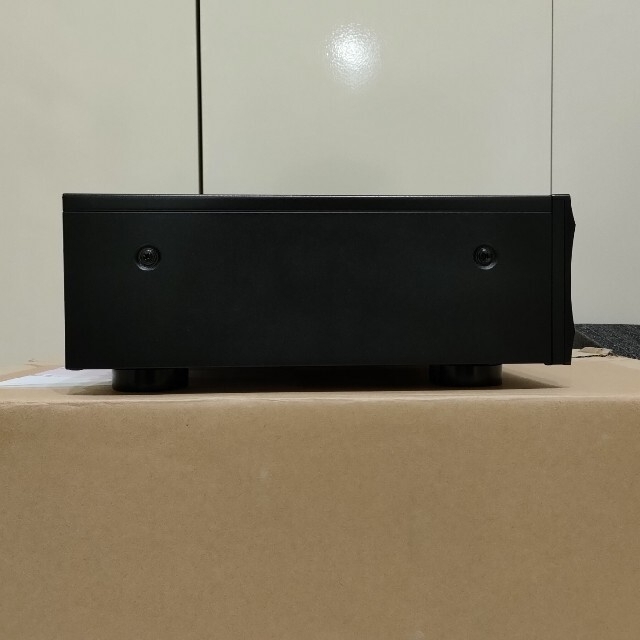 OPPO(オッポ)の中古美品　OPPO Blu-rayディスクプレーヤー UDP-205JP スマホ/家電/カメラのテレビ/映像機器(ブルーレイプレイヤー)の商品写真