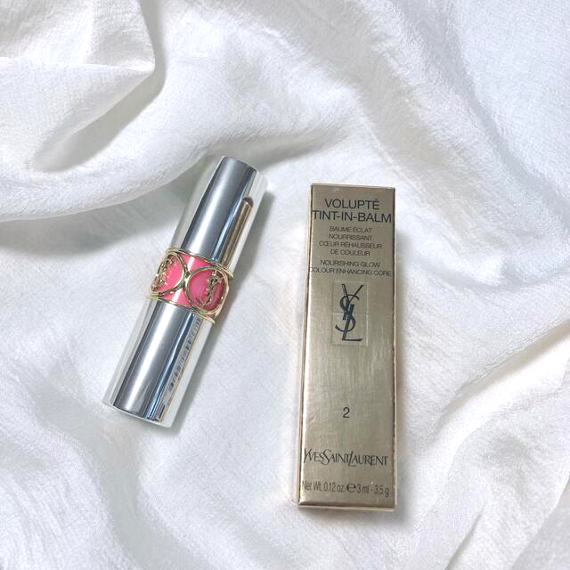 Yves Saint Laurent Beaute(イヴサンローランボーテ)の⭐︎新品　イヴ・サンローラン ヴォリュプテ　ティントバーム　02 コスメ/美容のベースメイク/化粧品(口紅)の商品写真