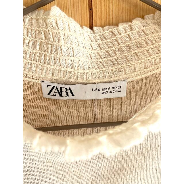 ZARA(ザラ)のZARA  ニット　アイボリー　S   レディースのトップス(ニット/セーター)の商品写真