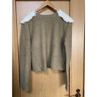 ザラ(ZARA)のzara s ショルダー　パール　ニット(ニット/セーター)