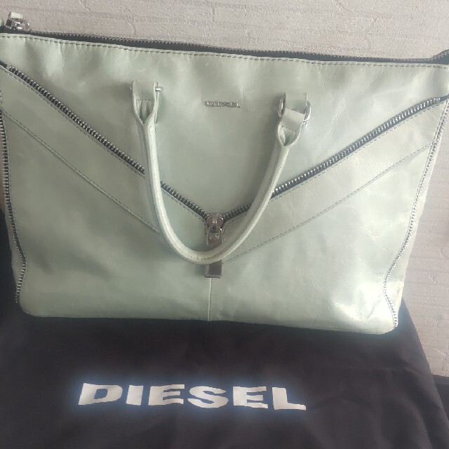 DIESEL(ディーゼル)のDIESEL 2WAYショルダーバッグ＆ハンドバッグ レディースのバッグ(ショルダーバッグ)の商品写真