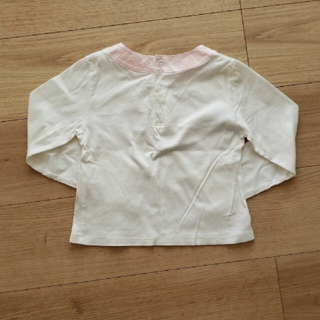 BURBERRY(バーバリー)のバーバリー　子供服　トップス　女の子　BURBERRY キッズ/ベビー/マタニティのキッズ服女の子用(90cm~)(Tシャツ/カットソー)の商品写真