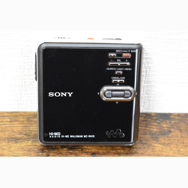 SONY(ソニー)のSONY　Hi-MDウォークマン　MZ-RH10 スマホ/家電/カメラのオーディオ機器(ポータブルプレーヤー)の商品写真