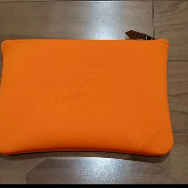 Hermes(エルメス)のエルメス　ネオバン　レオパード　PM オレンジ レディースのファッション小物(ポーチ)の商品写真