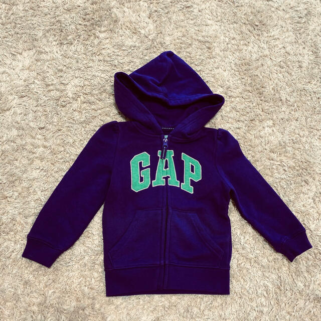 babyGAP(ベビーギャップ)のGAP キッズ パーカー キッズ/ベビー/マタニティのキッズ服女の子用(90cm~)(ジャケット/上着)の商品写真