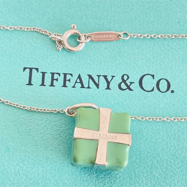 Tiffany & Co.(ティファニー)の希少TIFFANY&Co. ティファニープレゼントブルーボックスネックレス レディースのアクセサリー(ネックレス)の商品写真
