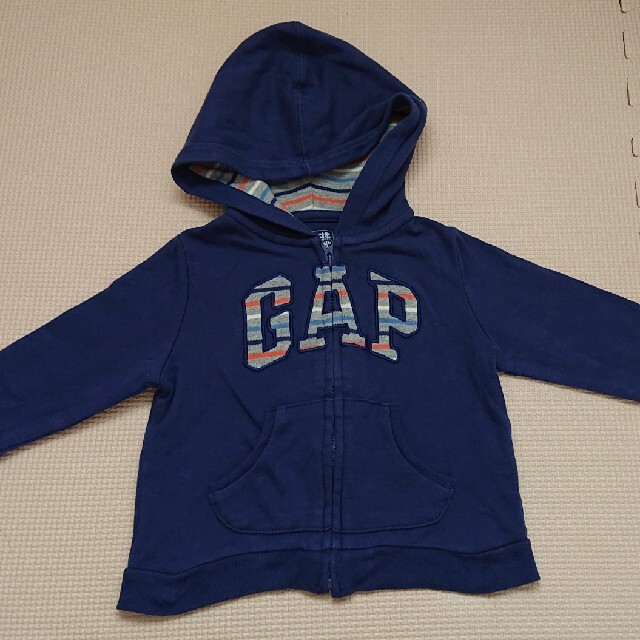 babyGAP(ベビーギャップ)のbabyGAP☆70cm☆パーカー キッズ/ベビー/マタニティのベビー服(~85cm)(カーディガン/ボレロ)の商品写真