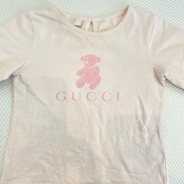 Gucci(グッチ)の専用！！グッチ　ベビー　ティシャツ　ロンティ キッズ/ベビー/マタニティのベビー服(~85cm)(トレーナー)の商品写真