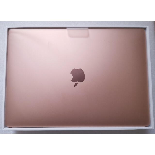 Apple(アップル)の【超美品】MacBook Air  M1チップ 512GB 8GB おまけ付き スマホ/家電/カメラのPC/タブレット(ノートPC)の商品写真