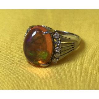 ファイヤーオパール Pm850刻印/小粒ダイヤ10石 プラチナリング 7,50g(リング(指輪))