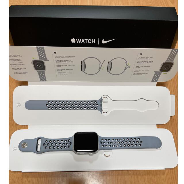 Apple Watch(アップルウォッチ)のApple Watch SE メンズの時計(腕時計(デジタル))の商品写真