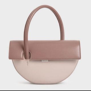 チャールズアンドキース(Charles and Keith)のチャールズアンドキースハーフムーンバッグ(ショルダーバッグ)