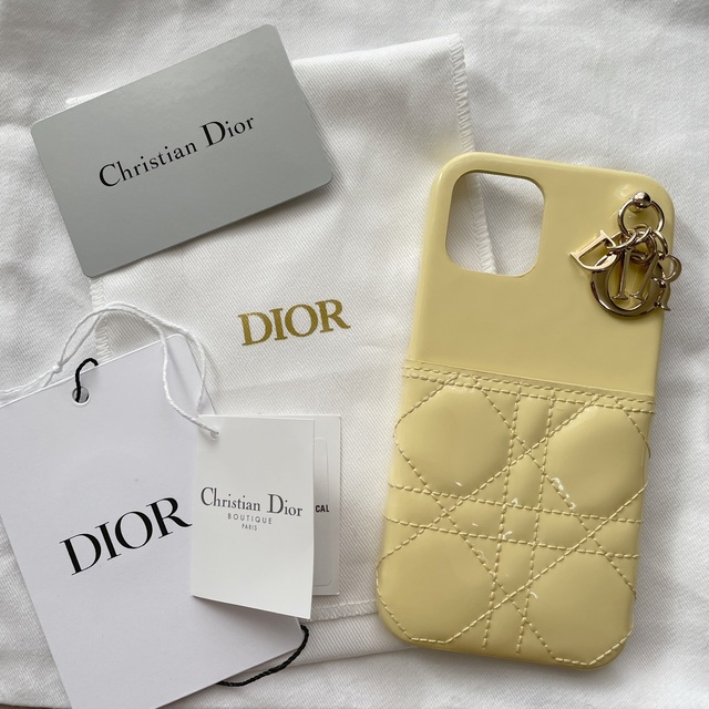 Christian Dior - 【日本限定】LADY DIOR IPHONE 12 PROケース ペール
