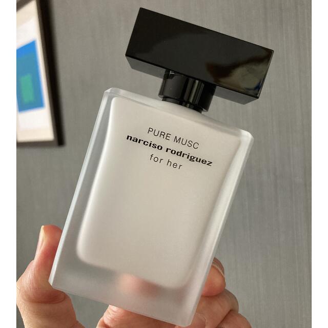 narciso rodriguez(ナルシソロドリゲス)のナルシソロドリゲス　ピュアムスク　フォーハー　EDP 50ml コスメ/美容の香水(香水(女性用))の商品写真