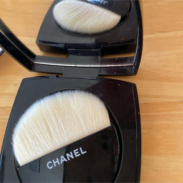 CHANEL(シャネル)のシャネル プードゥル ルミエール (40ホワイトオパール) コスメ/美容のベースメイク/化粧品(フェイスパウダー)の商品写真