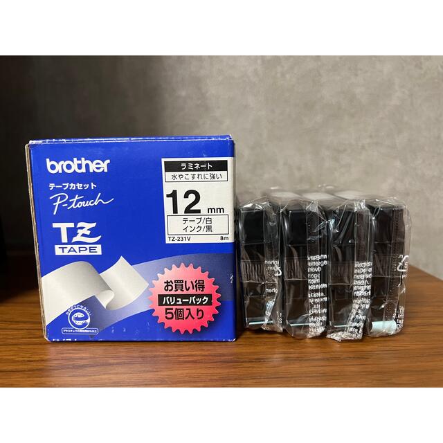 brother(ブラザー)のbrother ピータッチ　12mm 白テープ／黒インク　ラミネート　4個セット インテリア/住まい/日用品のオフィス用品(OA機器)の商品写真