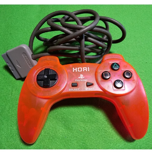 PlayStation2(プレイステーション2)のPS2/PS コントローラー（4個セット）HORI／SONY／フジワーク エンタメ/ホビーのゲームソフト/ゲーム機本体(その他)の商品写真