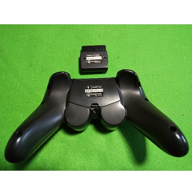 PlayStation2(プレイステーション2)のPS2/PS コントローラー（4個セット）HORI／SONY／フジワーク エンタメ/ホビーのゲームソフト/ゲーム機本体(その他)の商品写真