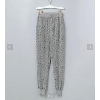 ビューティアンドユースユナイテッドアローズ(BEAUTY&YOUTH UNITED ARROWS)のroku beauty&youth THERMAL PRINT PANTS 38(カジュアルパンツ)