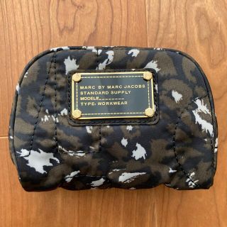 新品未使用　MARC JACOBS コスメポーチ