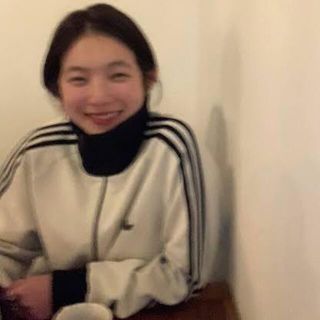 在原みゆ紀着用 adidasトラックジャッケット-